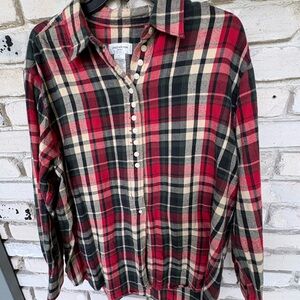 Women Jones New York sport Plaid long Button-Front Shirt in Red, Black & Cream.